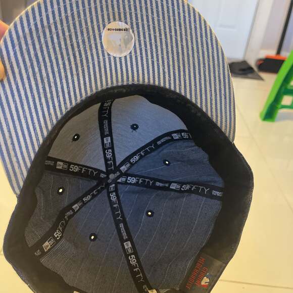 New Era LA Dodgers Pinstripe 59FIFTY Fitted Cap Hat Size 8 (64cm) - Picture 6 of 6